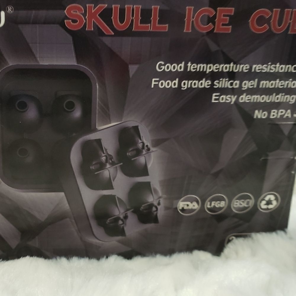 Ice Cube Maker  - Picture 5 of 8